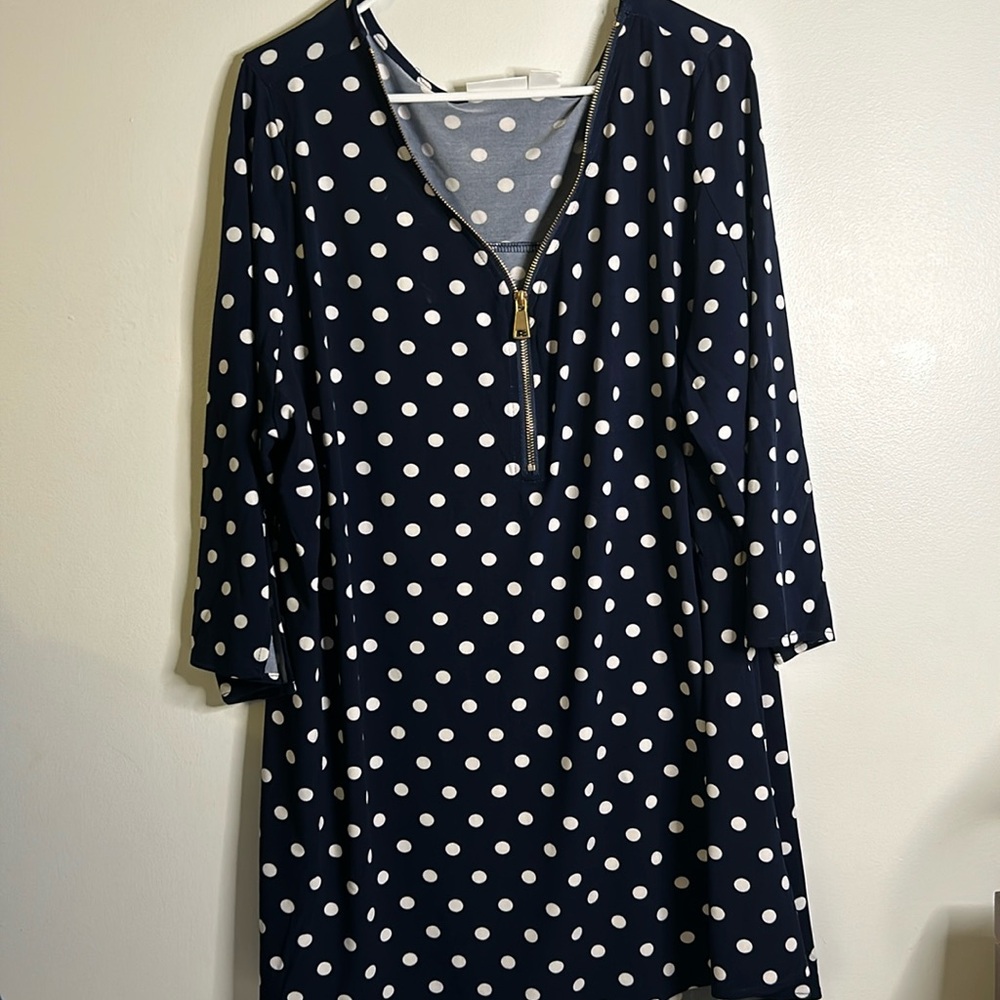 Avenue Studio white polka dots zip top size 22 24 long sleeves blue navy office